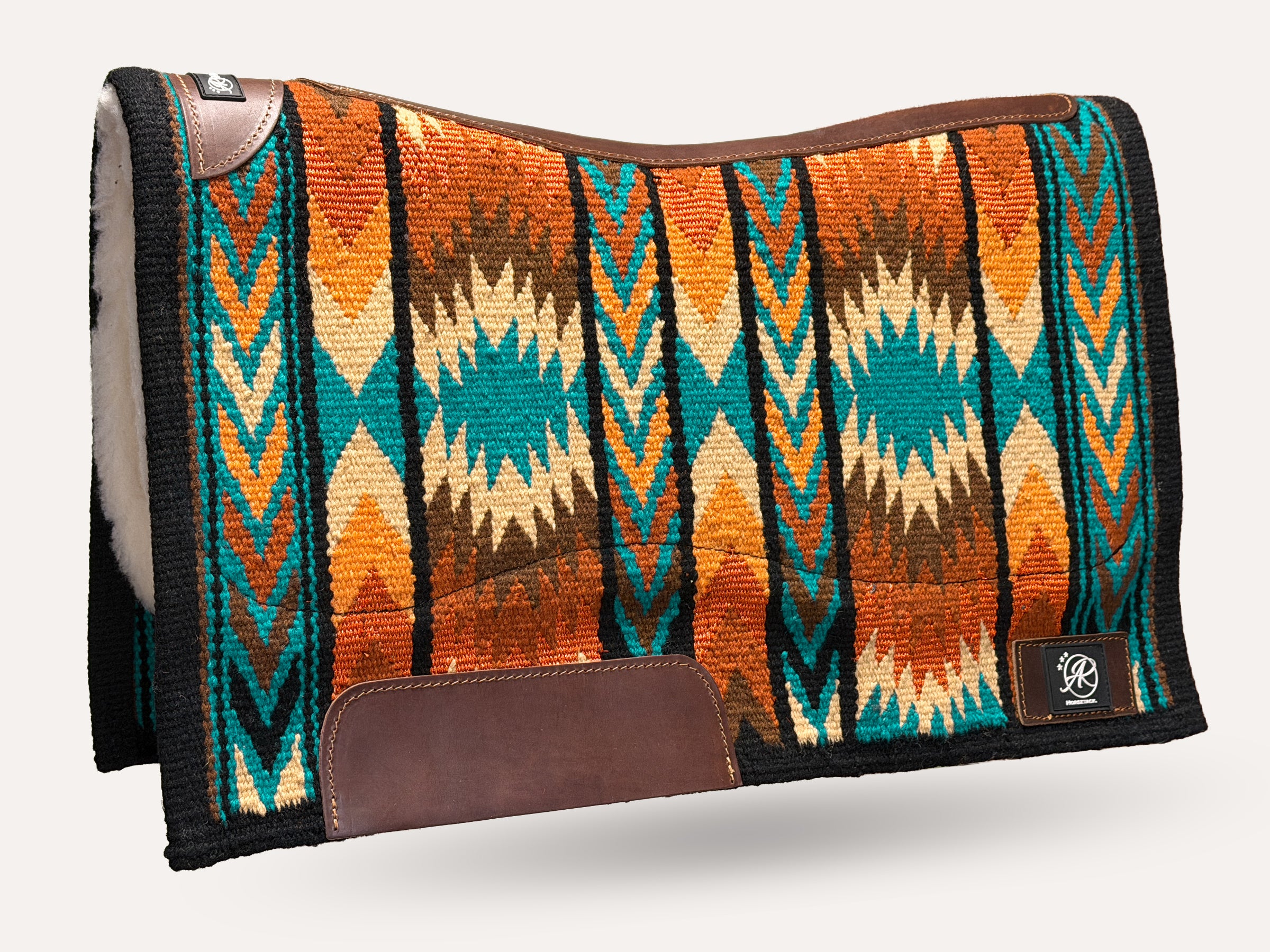2in1 Show | contoured western pad | Shoreline