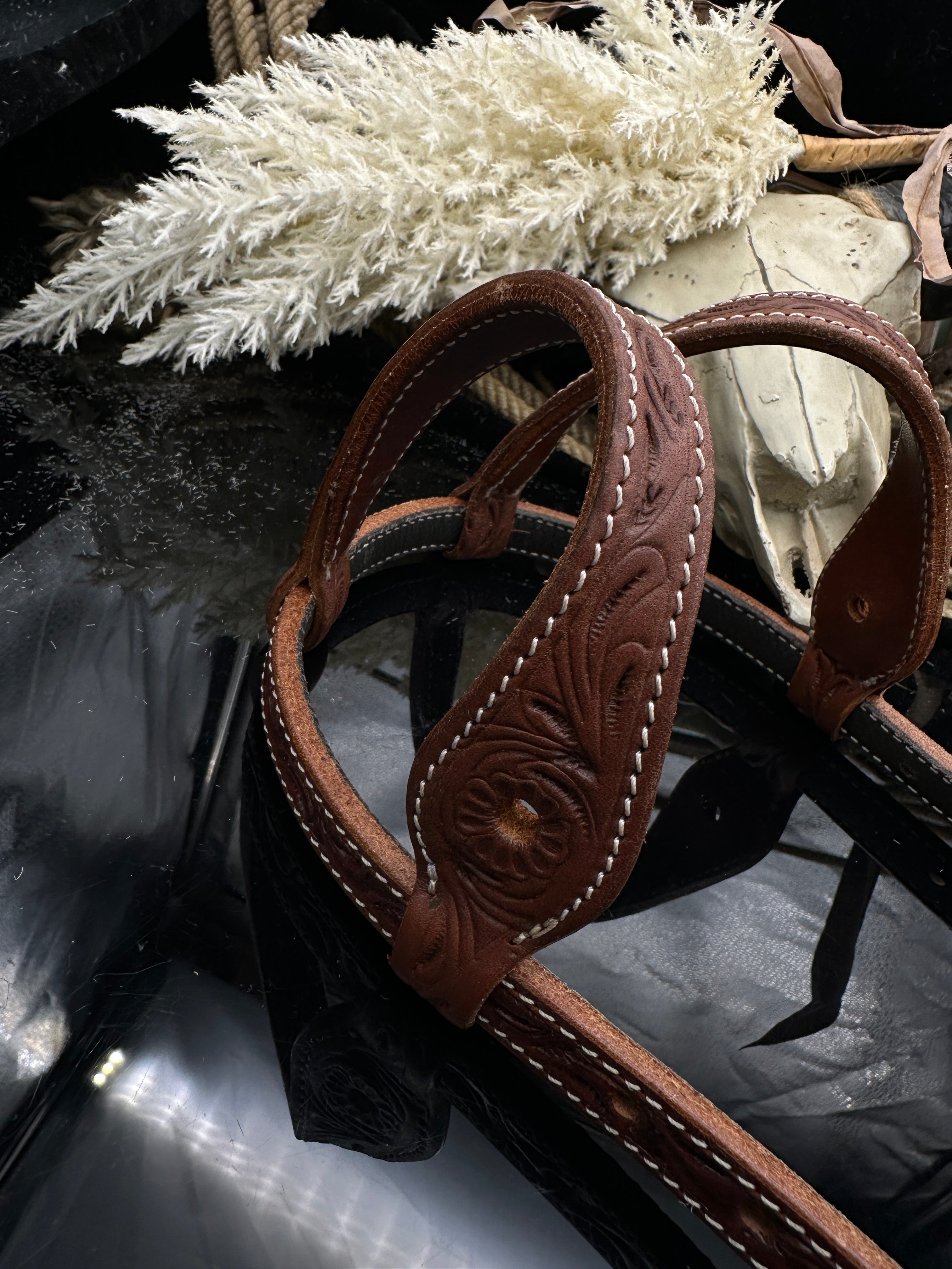 Basic | Chestnut | Floral tooled western bridle