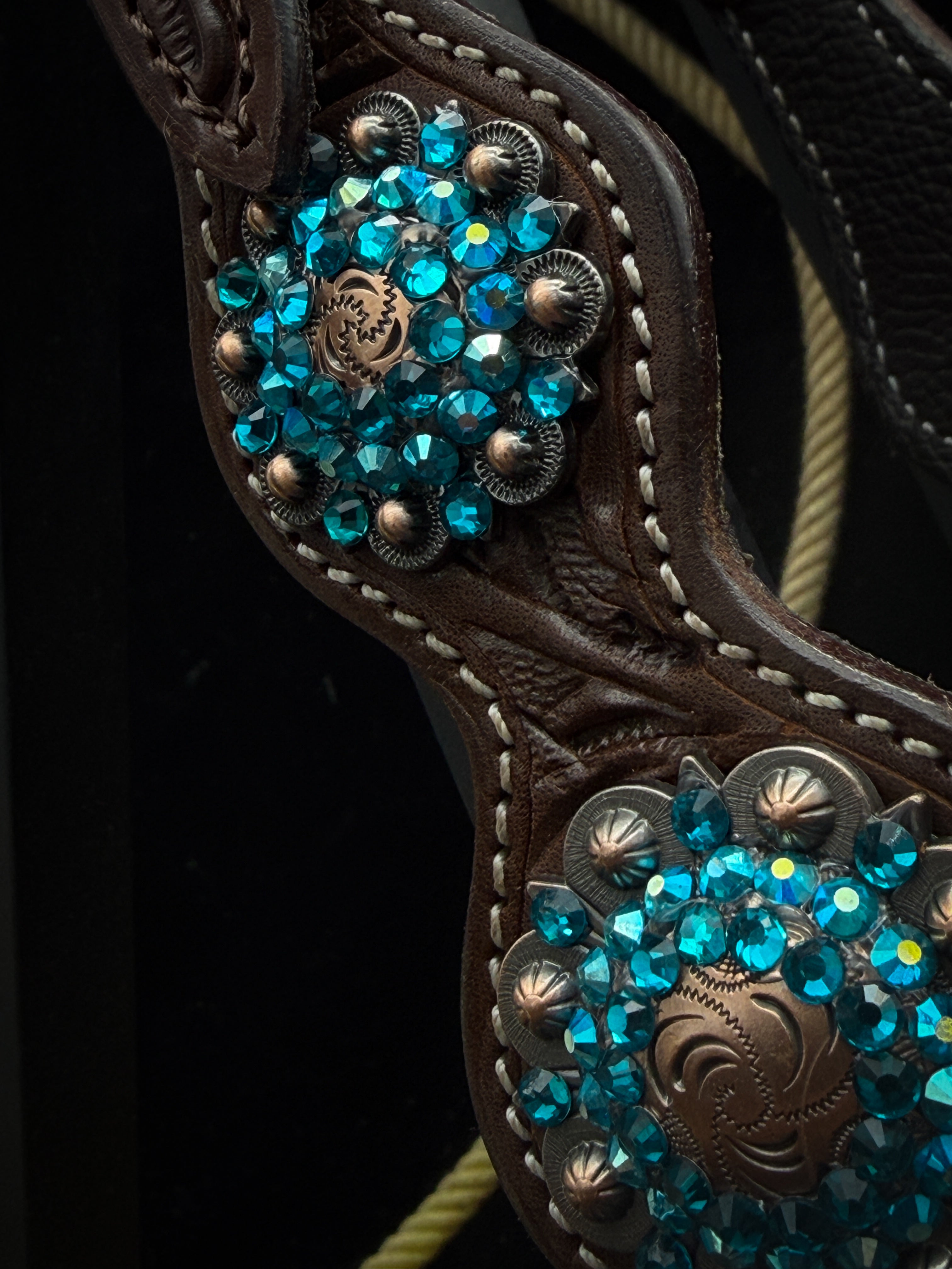 Premium | Westernhoofdstel | Antique dark chestnut | Turquoise Shine