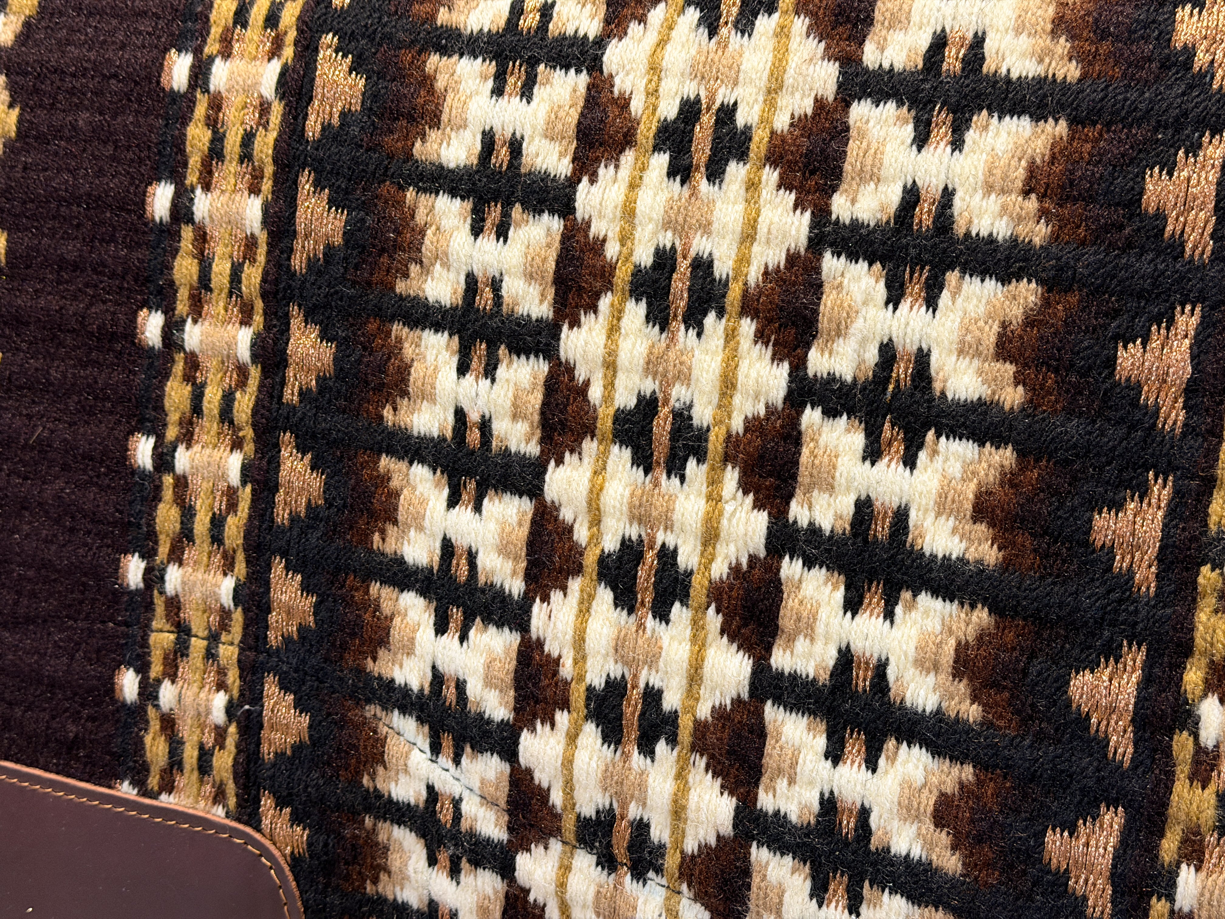 2in1 Show | contoured western pad | Whiskey Trail