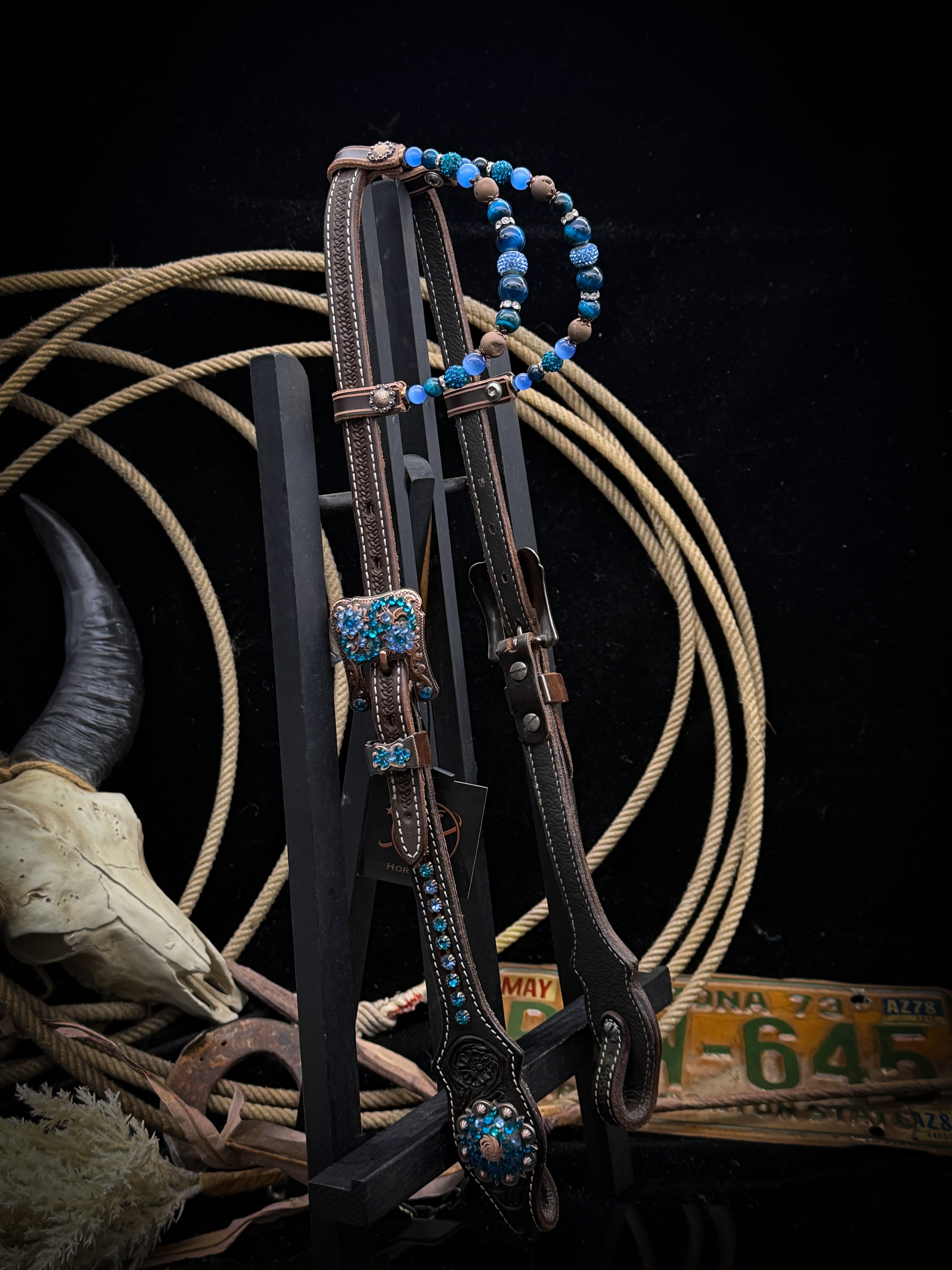 Premium | Perfektes Türkis & Blau | Dunkelbraunes Westernzaumzeug