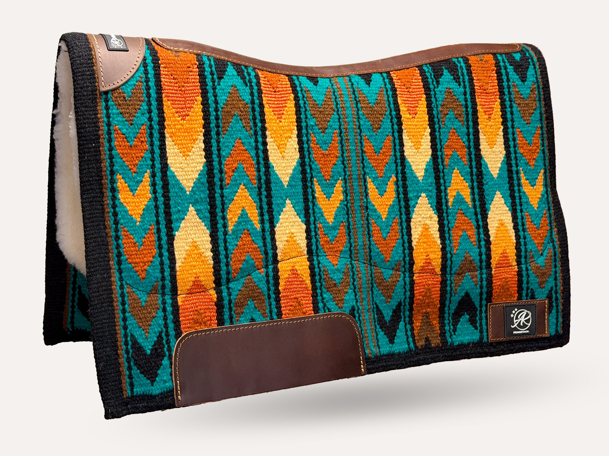 2in1 Show | contoured western pad | Shoreline