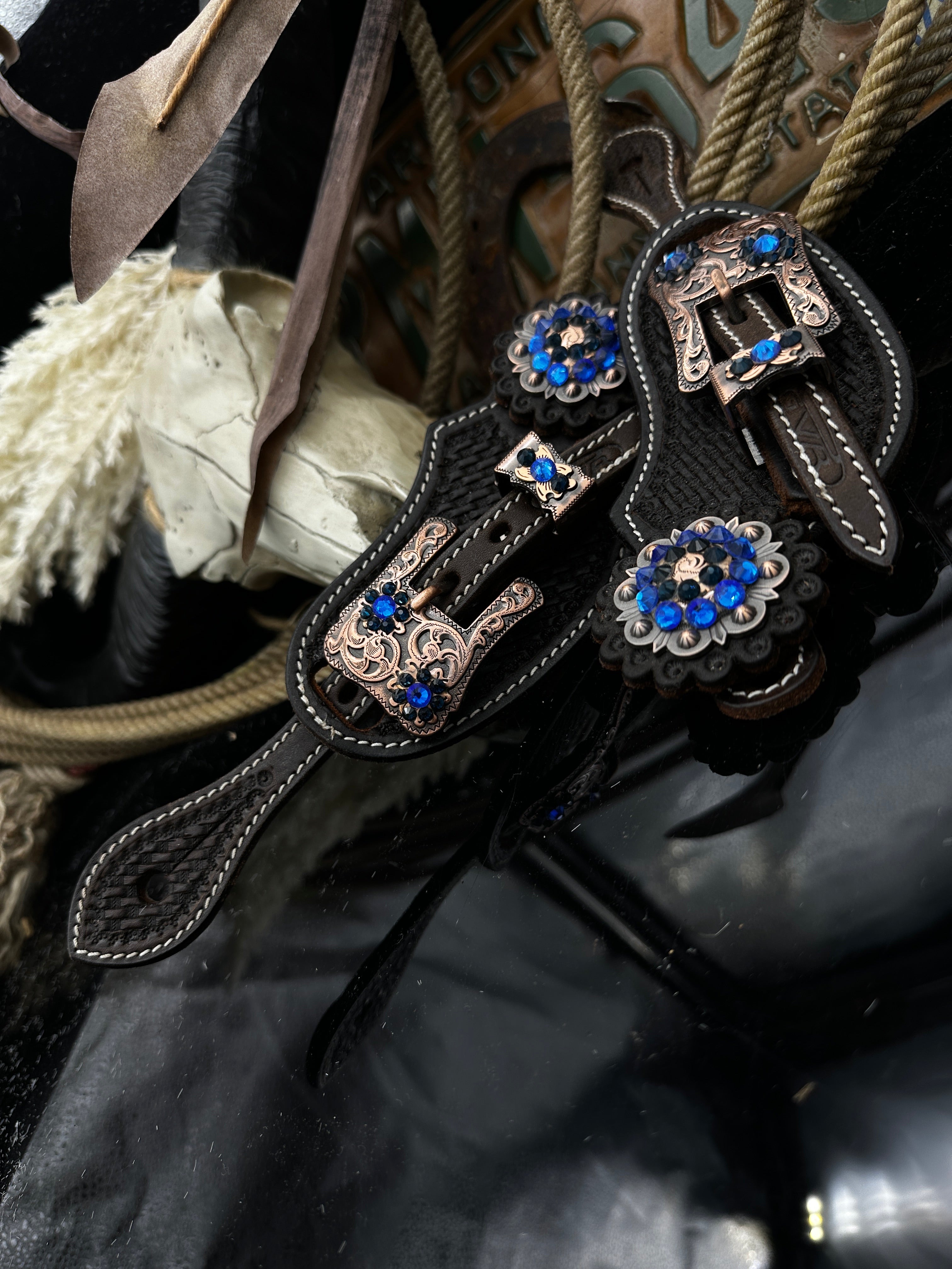 Premium | Dark brown | Kopper &amp; blue western spurstraps
