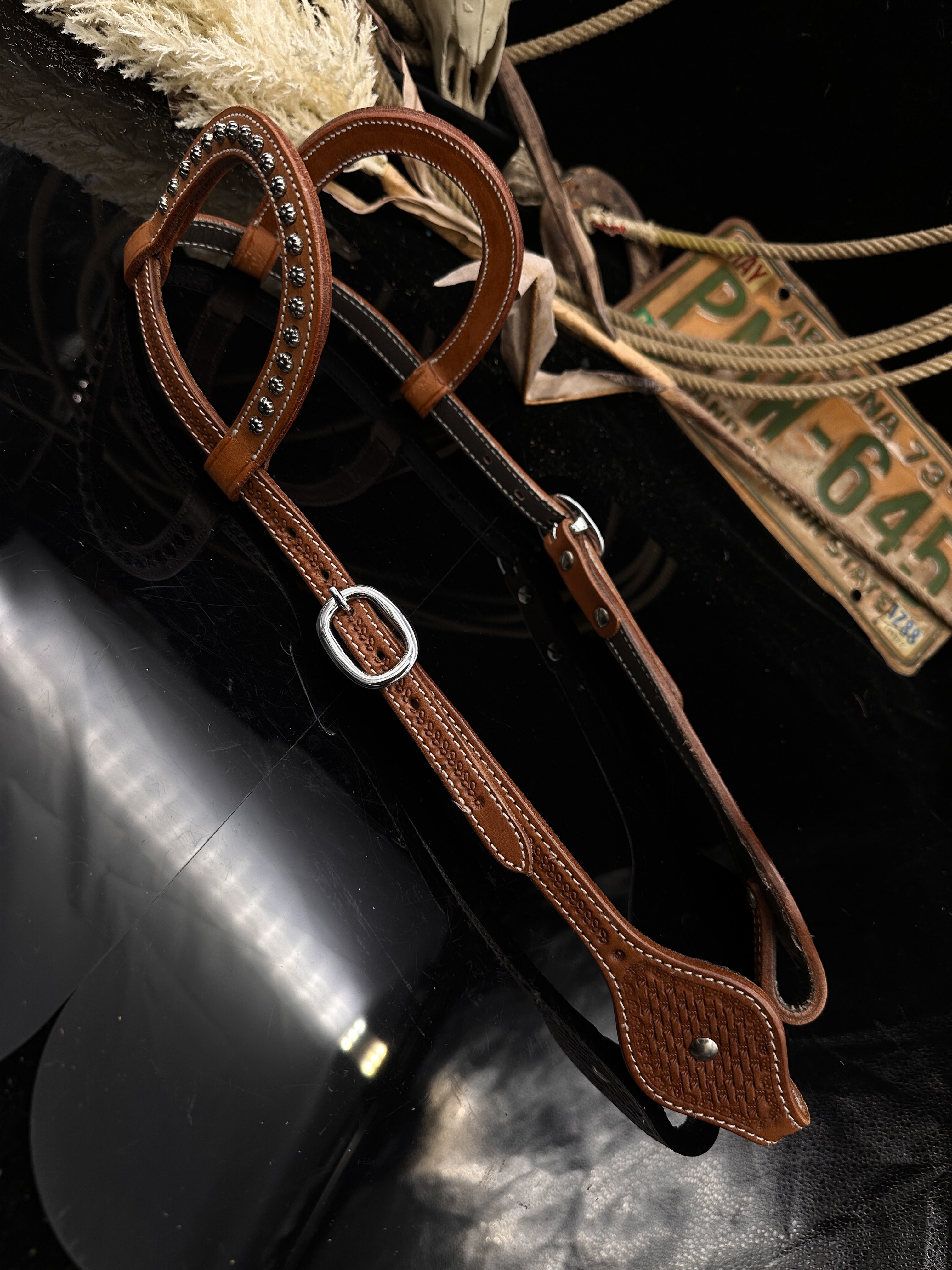Luxuriöser Sidepull aus Kastanienholz – Pink und Schwarz. 
