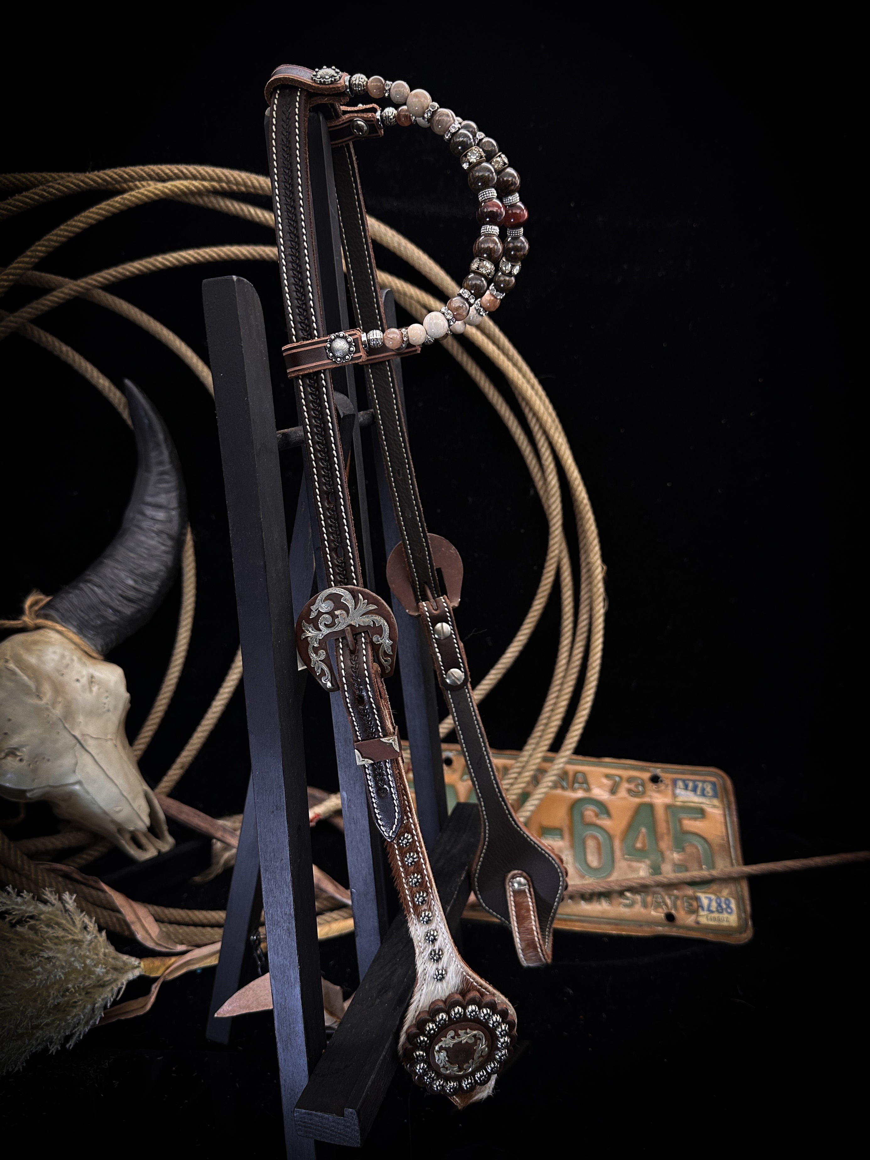 Luxury Chestnut Sidepull – Pink &amp; black. 